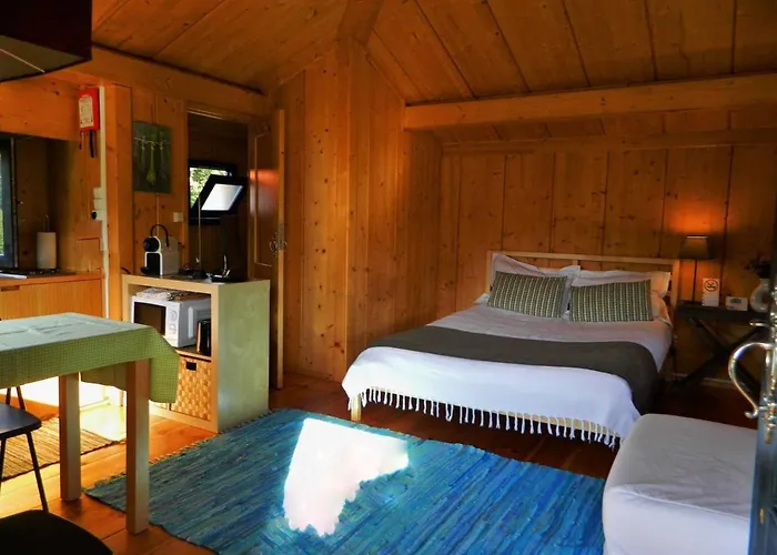 ゲストハウス Ecorturismo Casa Espigueiro P Nacional Peneda Geres 4*