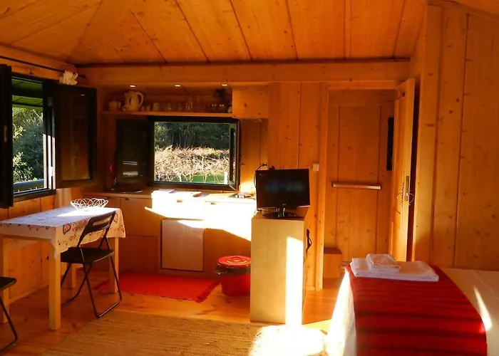 Ecorturismo Casa Espigueiro P Nacional Peneda Geres 4* ビアナドカステロ